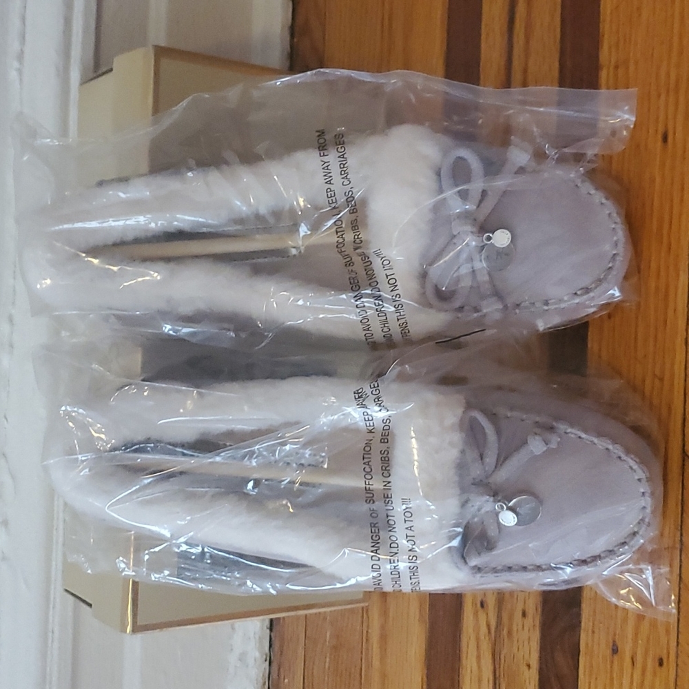 Michael Kors Cori Moc Pearl Grey Suede Size 8